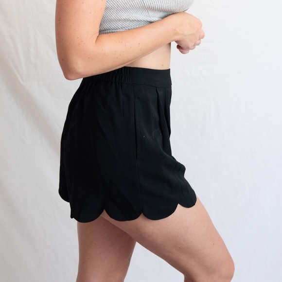 Pants - NWT Black Scalloped Trim High Waist Shorts